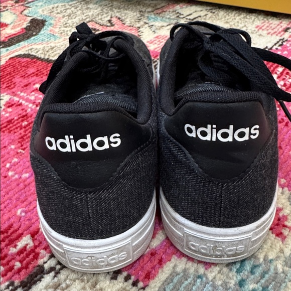 Adidas Men's Charcoal Sneakers. Size 12 - Picture 4 of 8